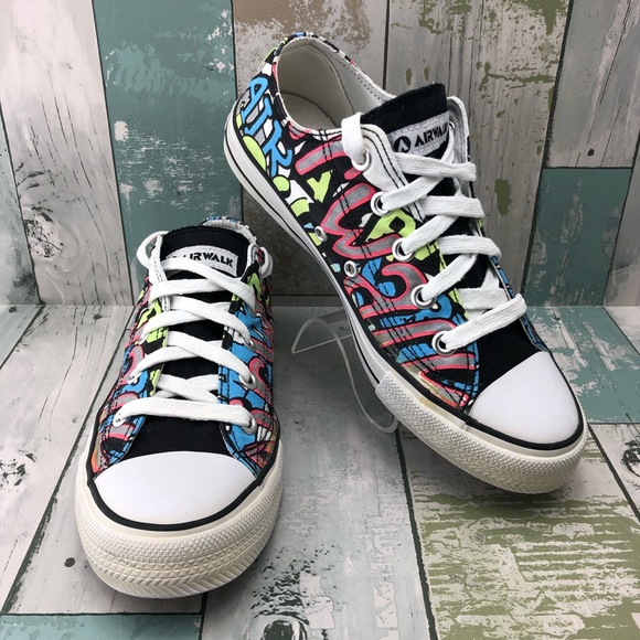 Airwalk Shoes - Airwalk Graffiti Canvas Sneakers Size 8